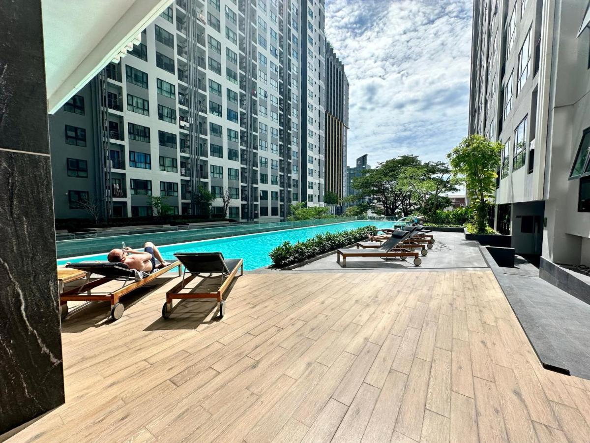 Best Location Condo With Swimming Pool, Gym, Sauna, Washing Mashine, Fast Internet In Central Of Pattaya Esterno foto